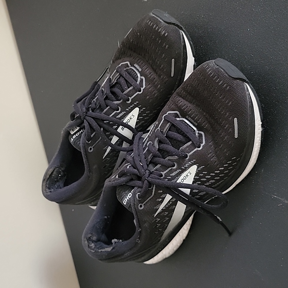 Brooks Ghost 13 Women's Size 7.5 Wide